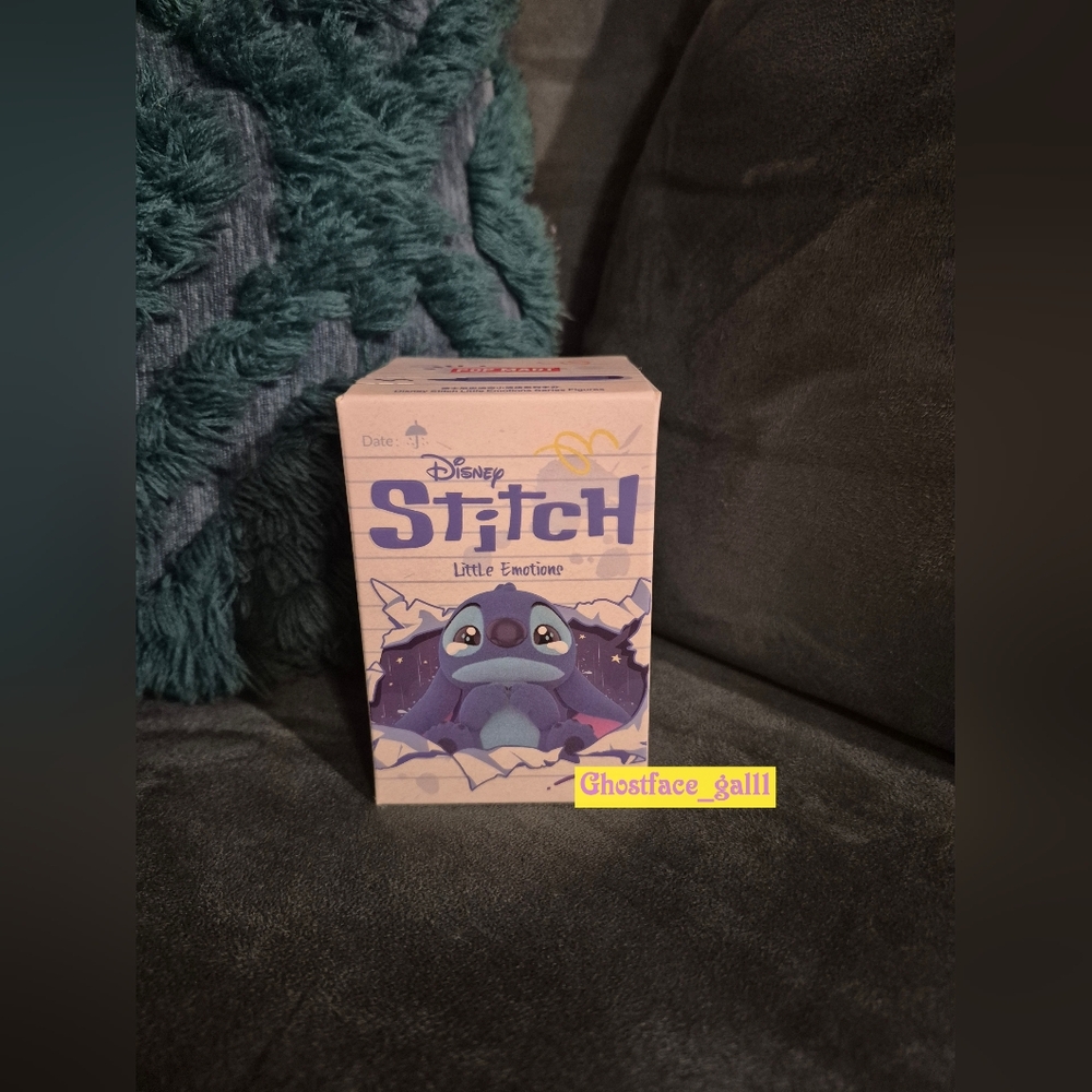 Disney Stitch Little Emotions Blue Figure "Grin From Ear To Ear"